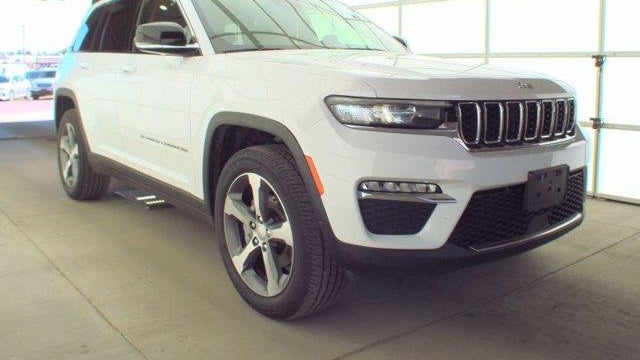 Preowned 2023 Jeep Grand Cherokee Limited for Sale