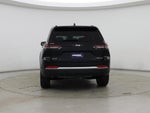 2023 Grand Cherokee Thumbnail 6