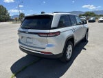 2023 Grand Cherokee Thumbnail 6