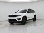 2024 Grand Cherokee Thumbnail 4