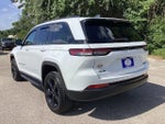 2025 Grand Cherokee Thumbnail 9