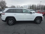 2025 Grand Cherokee Thumbnail 5