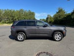 2022 Grand Cherokee Thumbnail 6