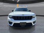 2023 Grand Cherokee Thumbnail 33