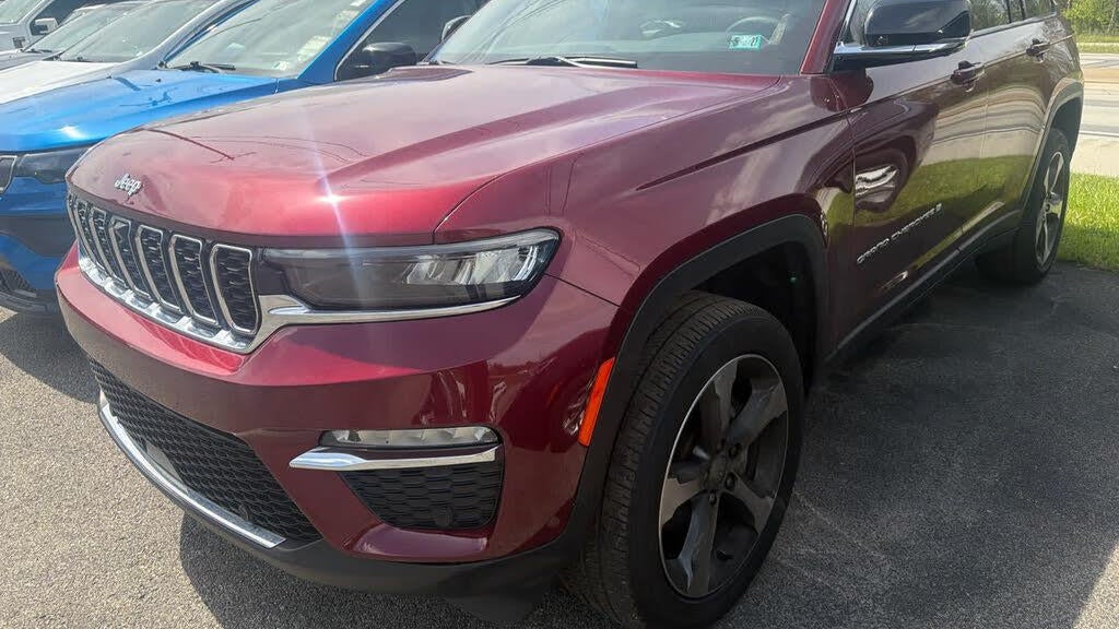 Preowned 2023 Jeep Grand Cherokee Limited for Sale