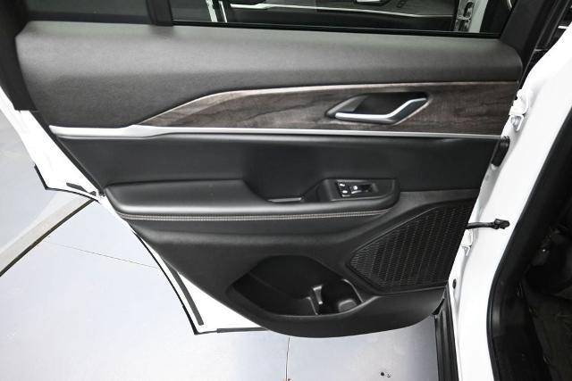 2023 Jeep Cherokee - $22,000