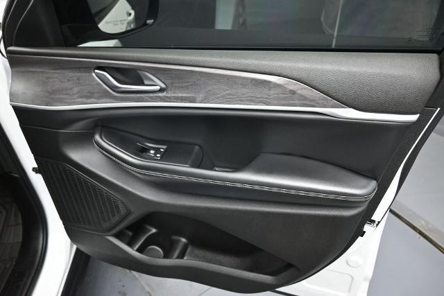 2023 Jeep Cherokee - $22,000