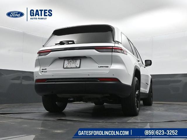 2023 Jeep Cherokee - $22,000