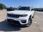2023 Grand Cherokee Thumbnail 1