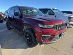 2024 Grand Cherokee Thumbnail 1