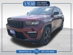 2025 Grand Cherokee Thumbnail 1