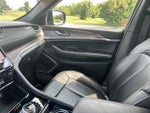 2025 Grand Cherokee Thumbnail 30