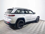 2025 Grand Cherokee Thumbnail 4