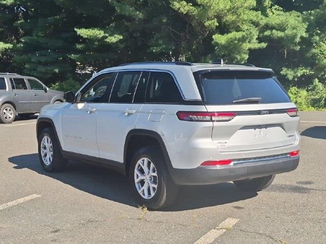 2022 Jeep Cherokee - $27,823