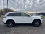 2023 Grand Cherokee Thumbnail 6