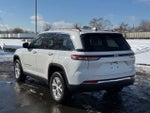 2023 Grand Cherokee Thumbnail 3