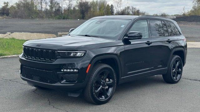 Preowned 2023 Jeep Grand Cherokee Limited for Sale
