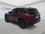 2023 Grand Cherokee Thumbnail 6