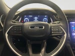 2023 Grand Cherokee Thumbnail 12