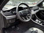 2024 Grand Cherokee Thumbnail 1