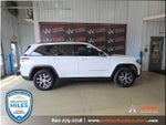 2025 Grand Cherokee Thumbnail 3