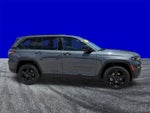 2025 Grand Cherokee Thumbnail 3