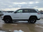 2023 Grand Cherokee Thumbnail 3