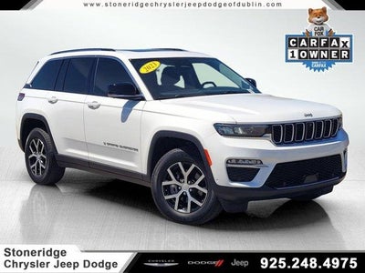 Photo of a 2023 Jeep Grand Cherokee 4X4 Limited 4DR SUV for sale