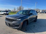 2024 Grand Cherokee Thumbnail 3