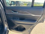 2024 Grand Cherokee Thumbnail 29
