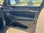 2024 Grand Cherokee Thumbnail 32