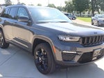 2025 Grand Cherokee Thumbnail 4