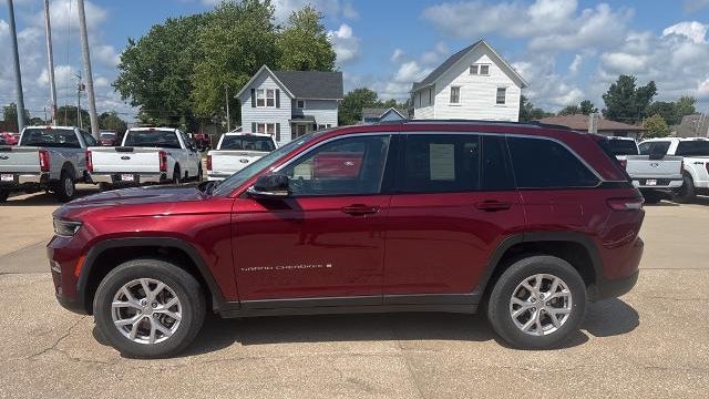 Preowned 2022 Jeep Grand Cherokee Limited for Sale