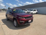 2022 Grand Cherokee Thumbnail 4