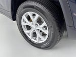 2023 Grand Cherokee Thumbnail 32