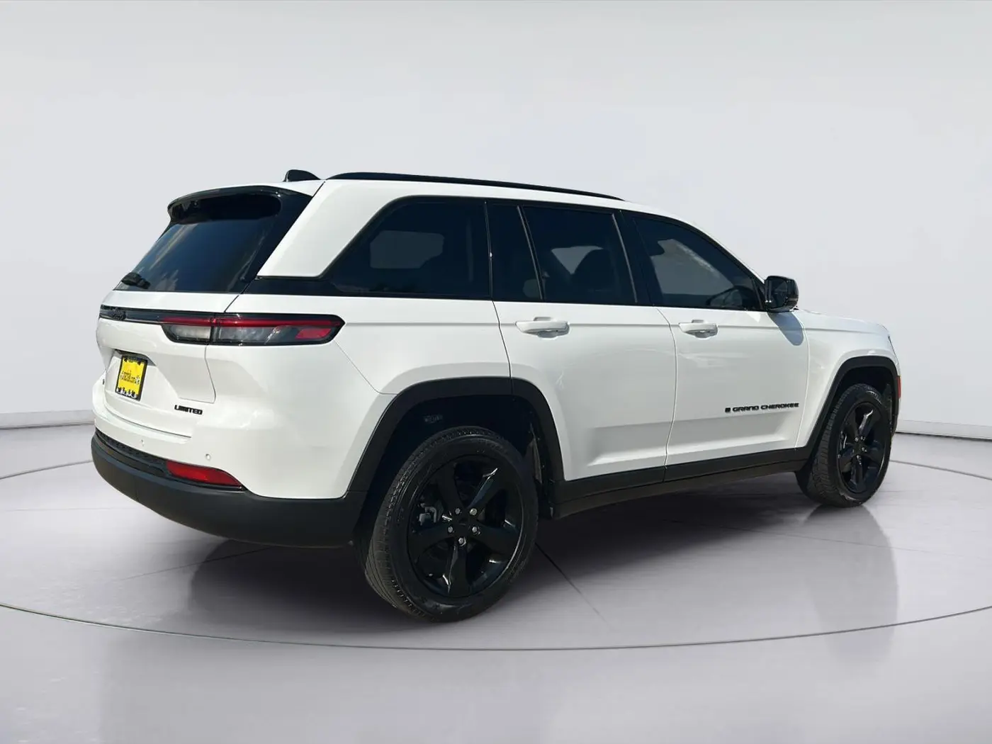 2023 Jeep Cherokee - $28,725