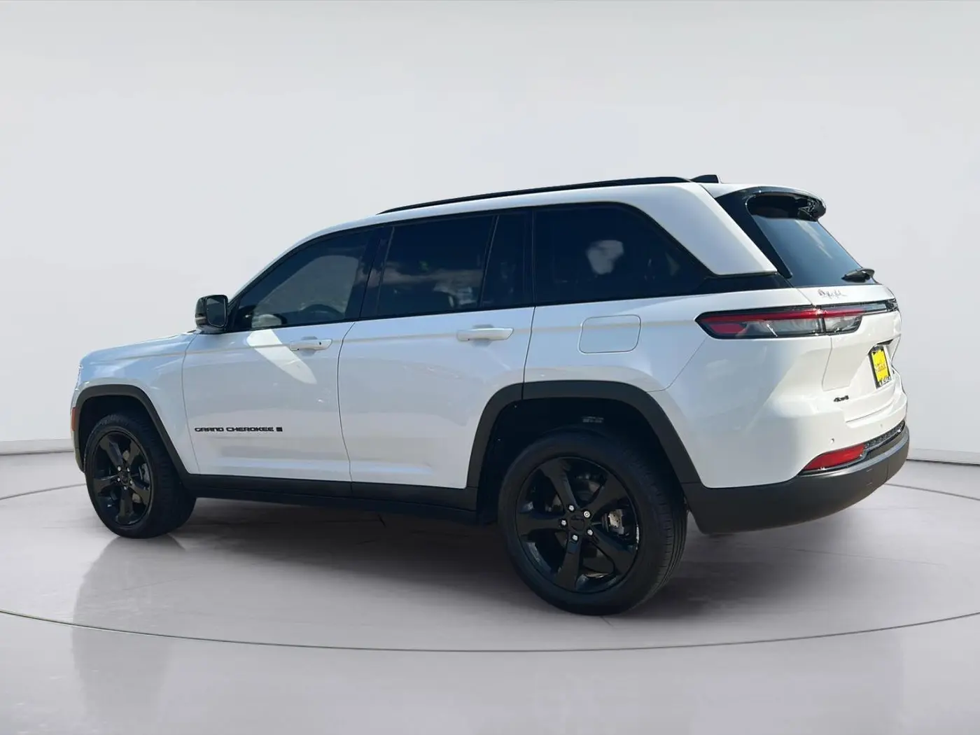 2023 Jeep Cherokee - $28,725