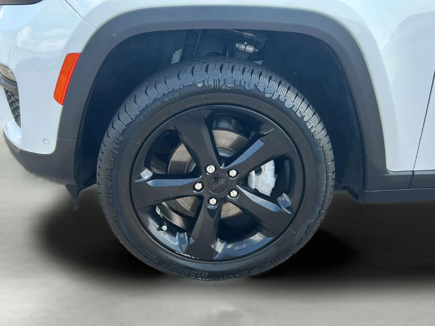 2023 Jeep Cherokee - $28,725