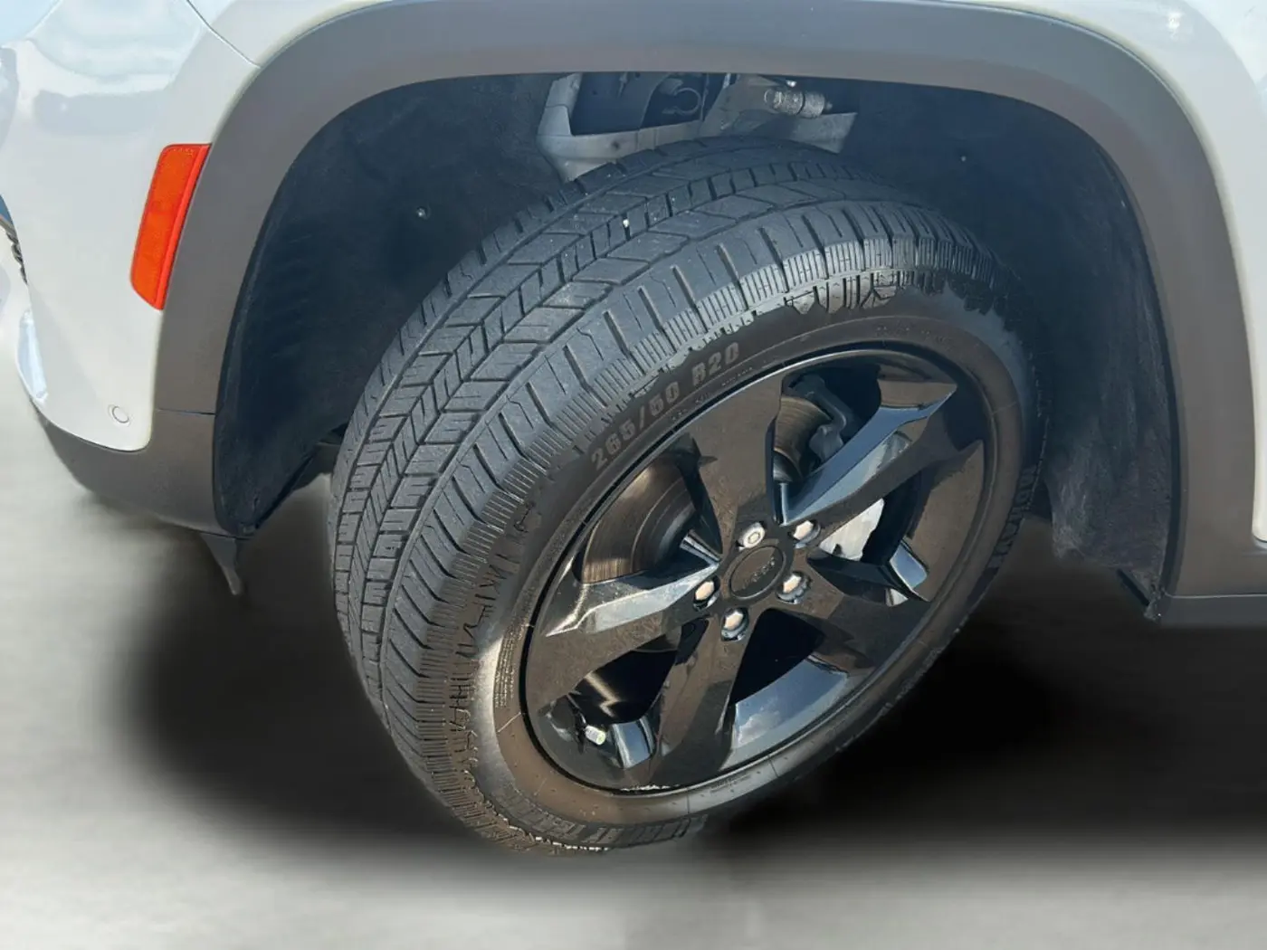 2023 Jeep Cherokee - $28,725