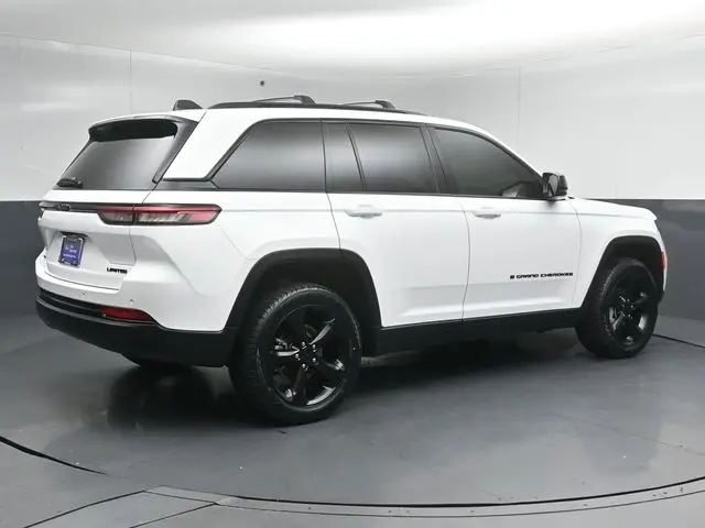 2023 Jeep Cherokee - $27,725