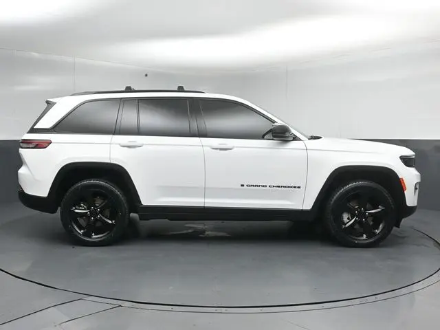 2023 Jeep Cherokee - $27,725