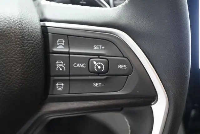 2023 Jeep Cherokee - $27,725