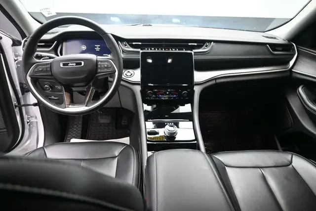2023 Jeep Cherokee - $27,725