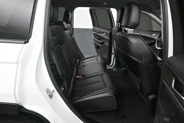 2023 Jeep Cherokee - $27,725