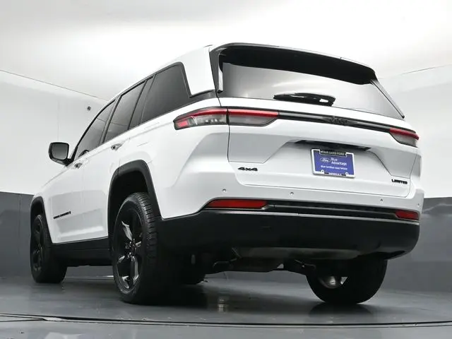2023 Jeep Cherokee - $27,725