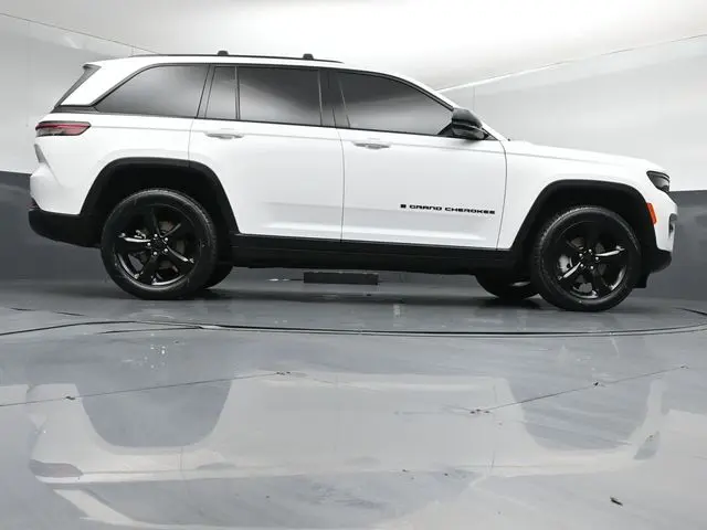 2023 Jeep Cherokee - $27,725