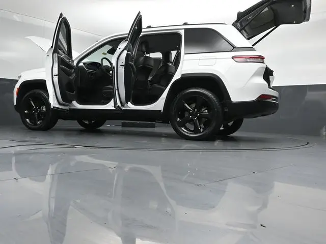 2023 Jeep Cherokee - $27,725