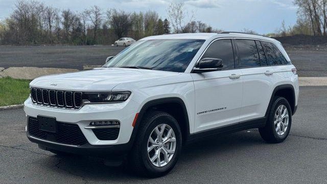 Preowned 2023 Jeep Grand Cherokee Limited for Sale