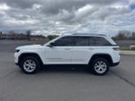 2023 Grand Cherokee Thumbnail 2