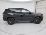 2023 Grand Cherokee Thumbnail 4